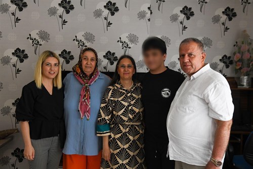 VALİMİZ SAYIN ATİLLA TOROS’UN EŞİ DUDU İREM TOROS HANIMEFENDİ, KORUYUCU AİLEMİZİ ZİYARET ETTİ